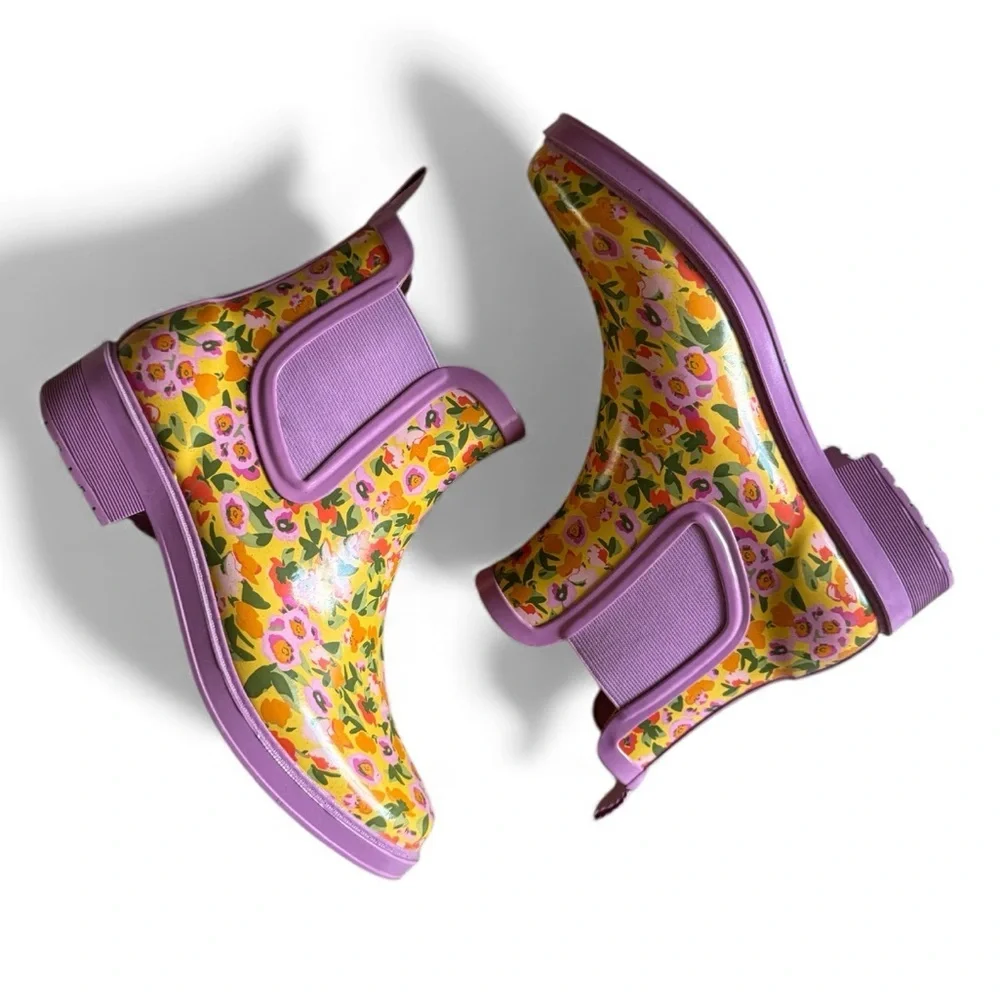 Isaac Mizrahi Floral Print Waterproof Rain Boots Chelsea Pastel Multicolor 8 - Picture 3 of 9